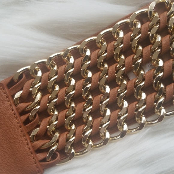 Belt - Picture 2 of 3